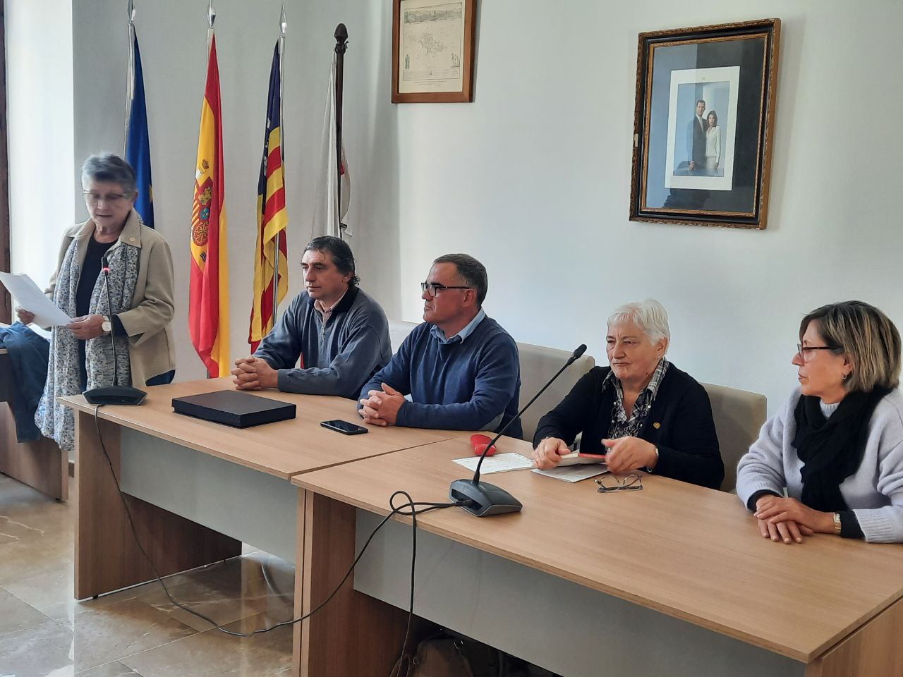 Sentit homenatge a Maria Eugénia Díaz-Munío, la primera dona regidora de la democràcia a Sant Joan