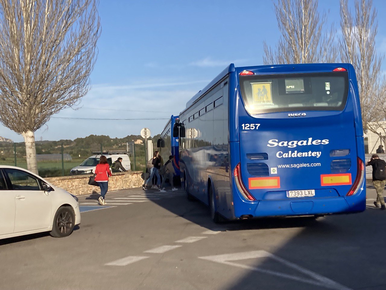 Perill en l’accés a l’IES Porreres: l’Ajuntament estudia fer un nou corredor segur