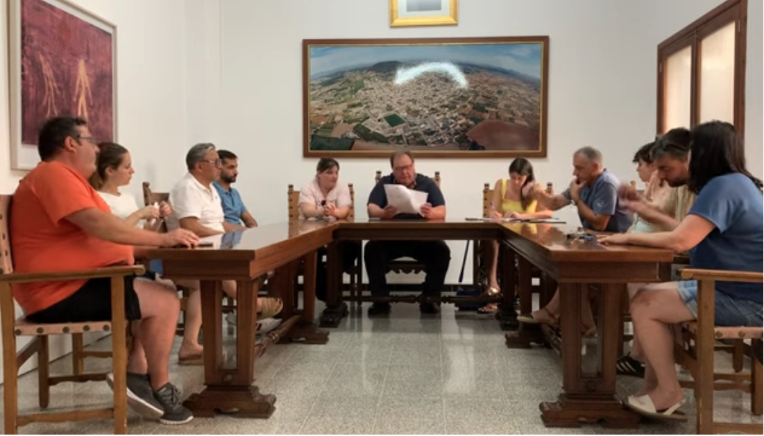 El batle de Vilafranca fulmina la comissió informativa en el primer ple de legislatura