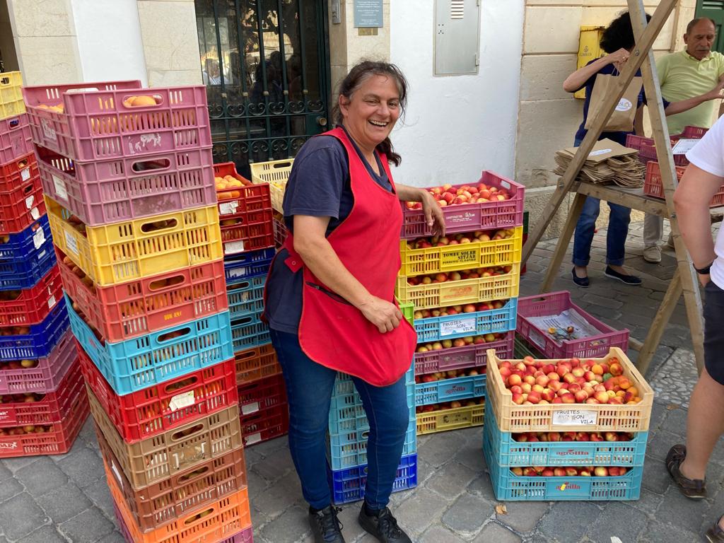 La Fira de l’Albercoc llueix més que mai tot i les passades tempestes