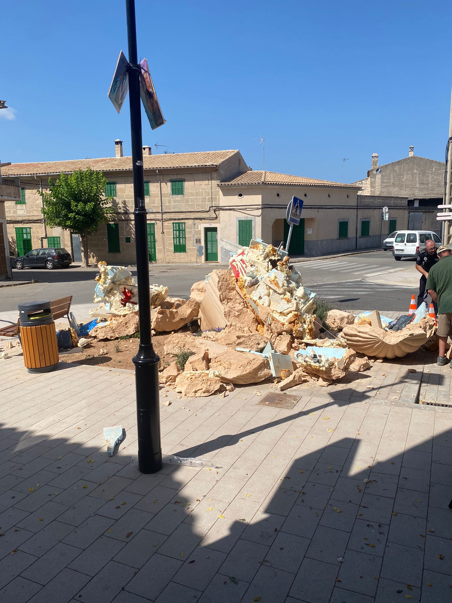 El batle de Vilafranca comanarà una nova escultura del meló