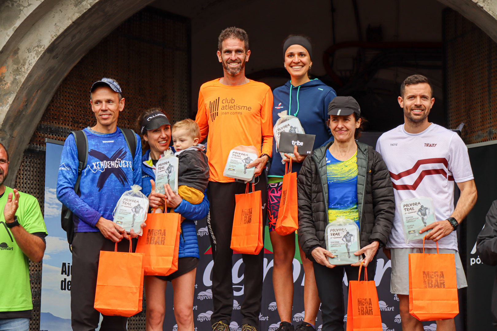 El Puig des Soldats de Porreres cobra vida i Catalina Miralles i Toni Mercadal es coronen en la I edició de la Pólvora Trail