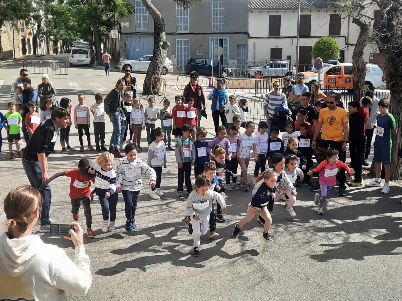 A Sineu carreres i caragols per Sant Marc