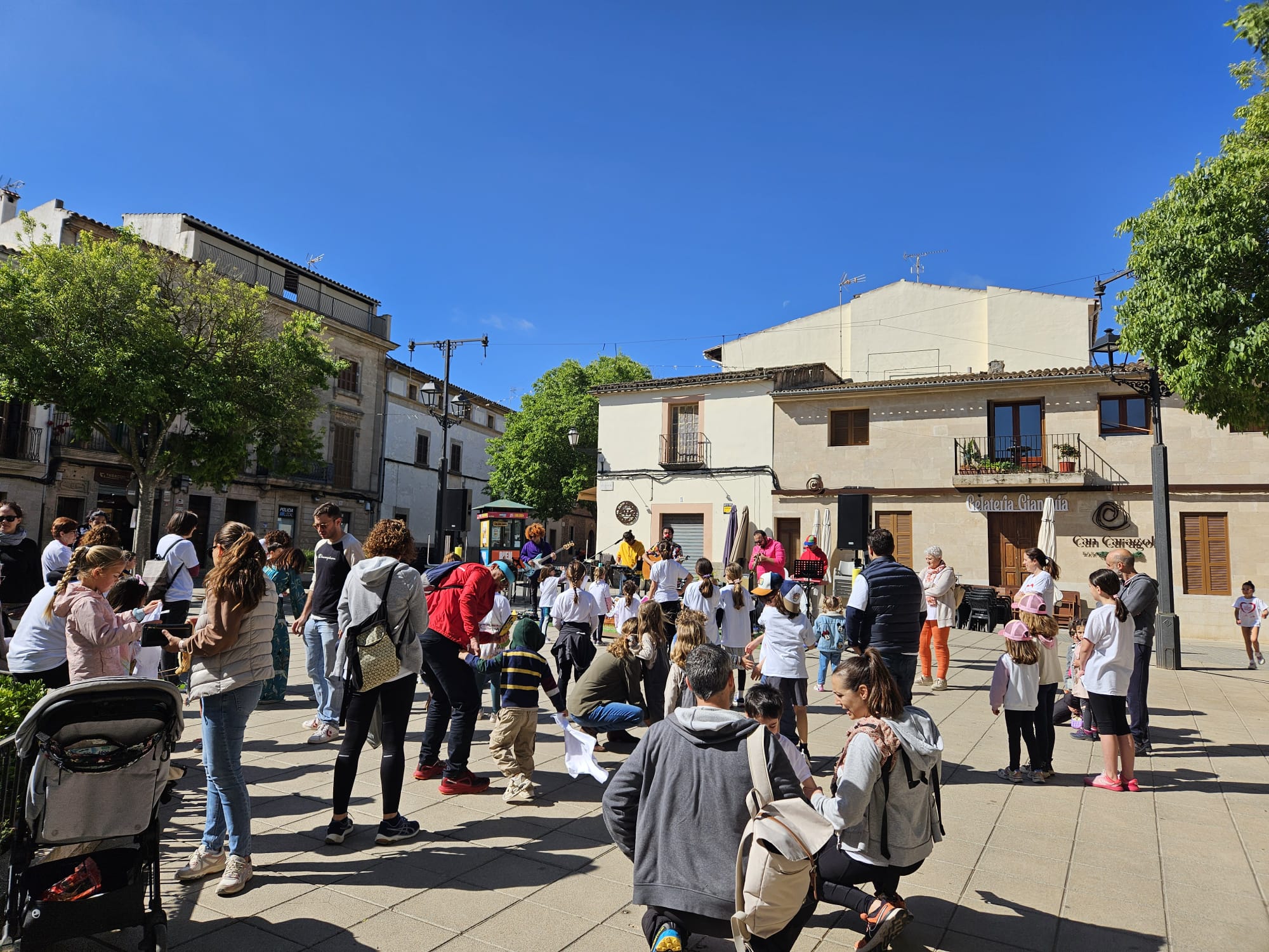 Algaida recapta 480 € per a beques a Ciudad Antigua en la III Caminada Solidària