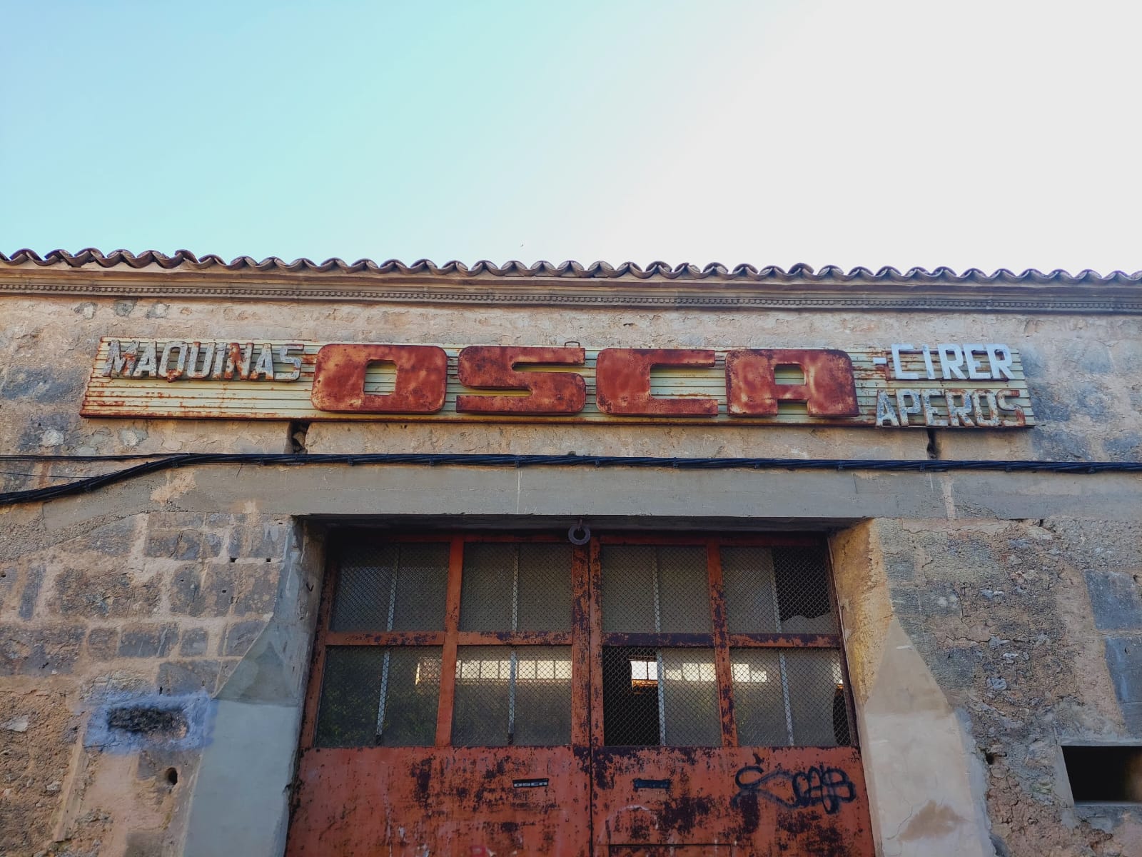 Sencelles adquireix la nau de l’antiga fàbrica de “Máquinas Osca”