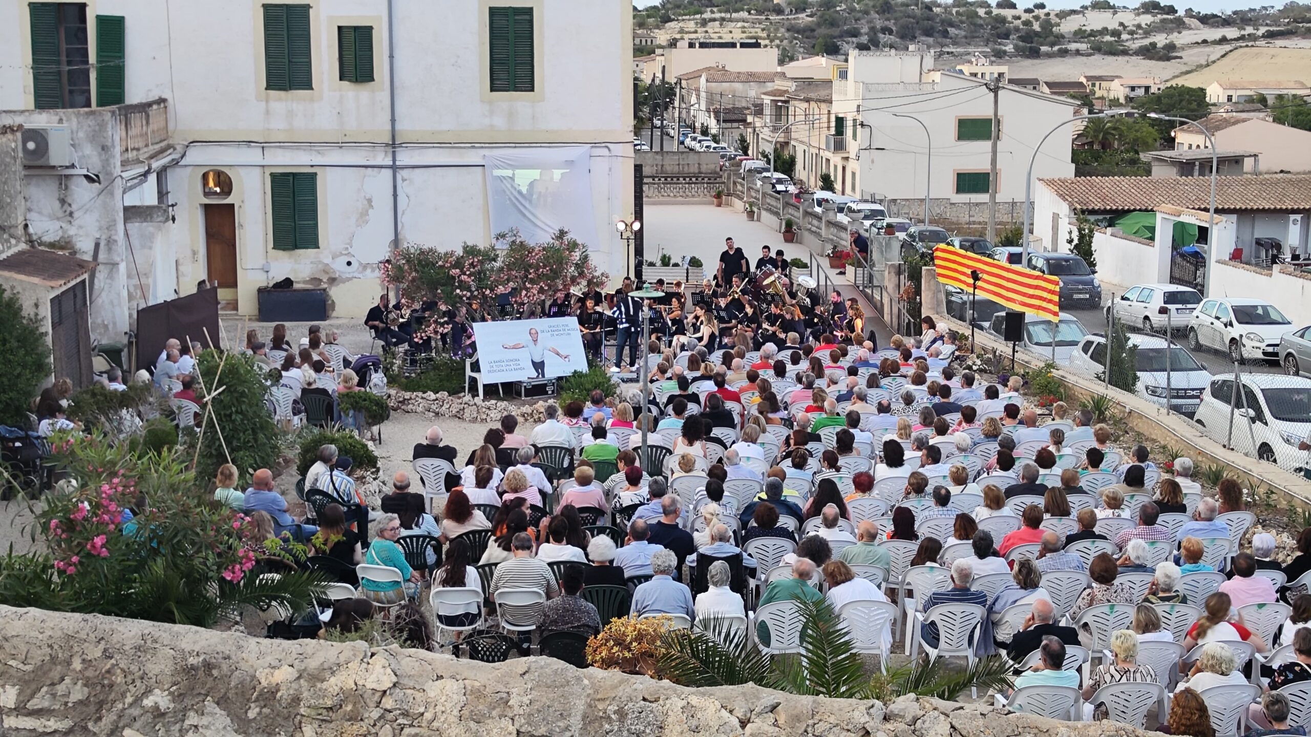 Emoció i record en el concert d’homenatge a Pere “Malherba”