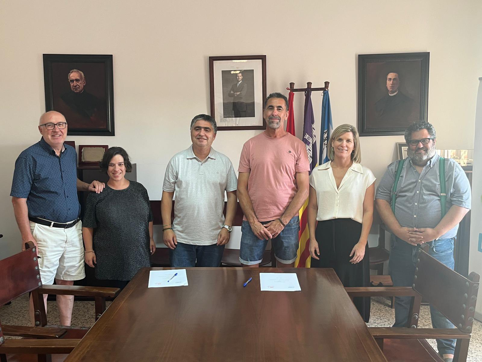 Endavant i PSOE segellen el pacte de govern que començarà amb el primer ple municipal