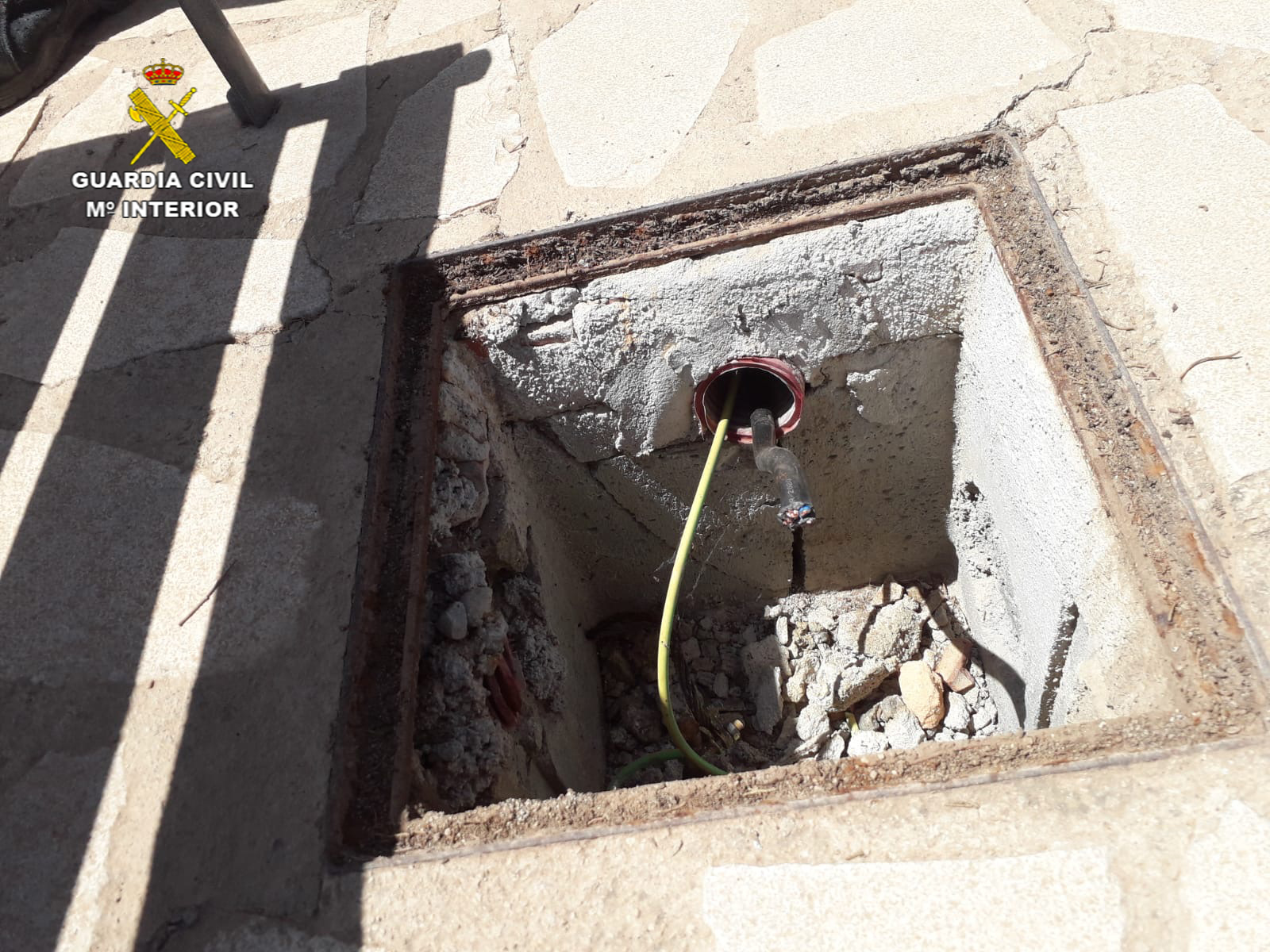 Detingut un home i investigada una dona pel robatori de 150 metres de cablejat elèctric a Algaida