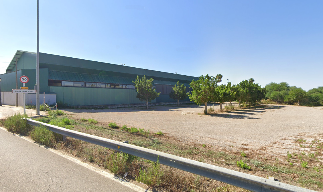 Maria compra el polèmic solar adjacent al poliesportiu entre les crítiques dels socialistes