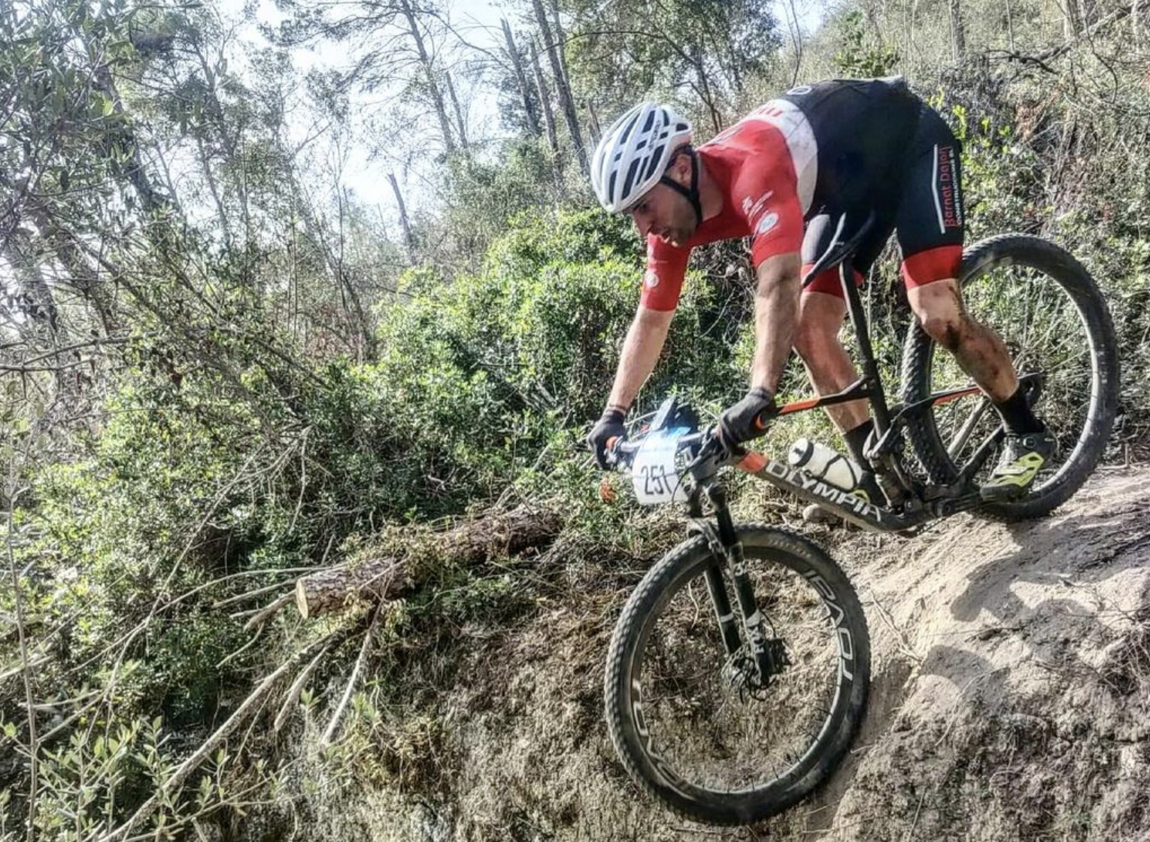 El puig de Sant Miquel de Montuïri acollí una gran prova de bicicleta de muntanya