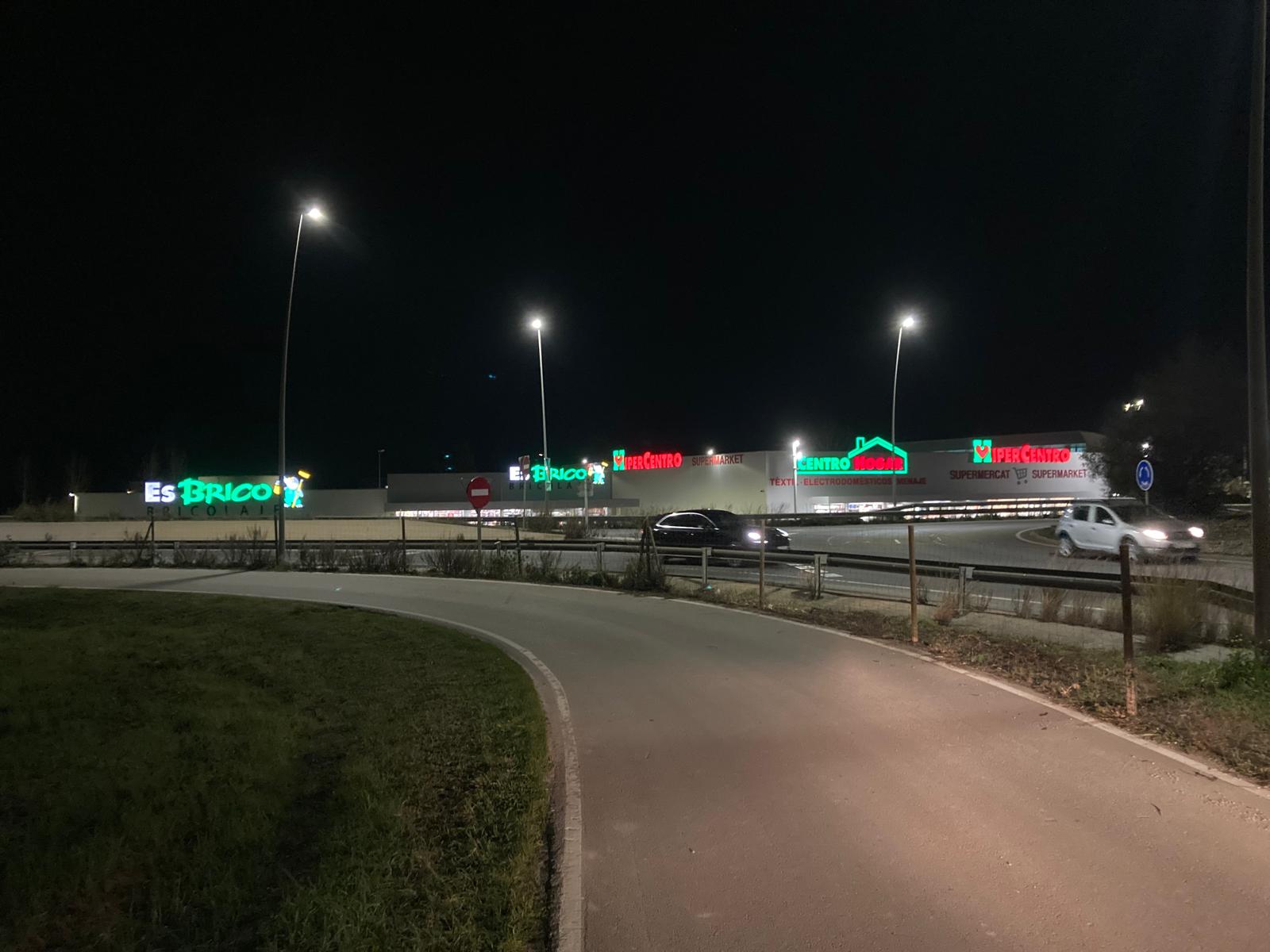 Hipercentro de Montuïri apaga llums els vespres a petició popular i un article a Tot Pla