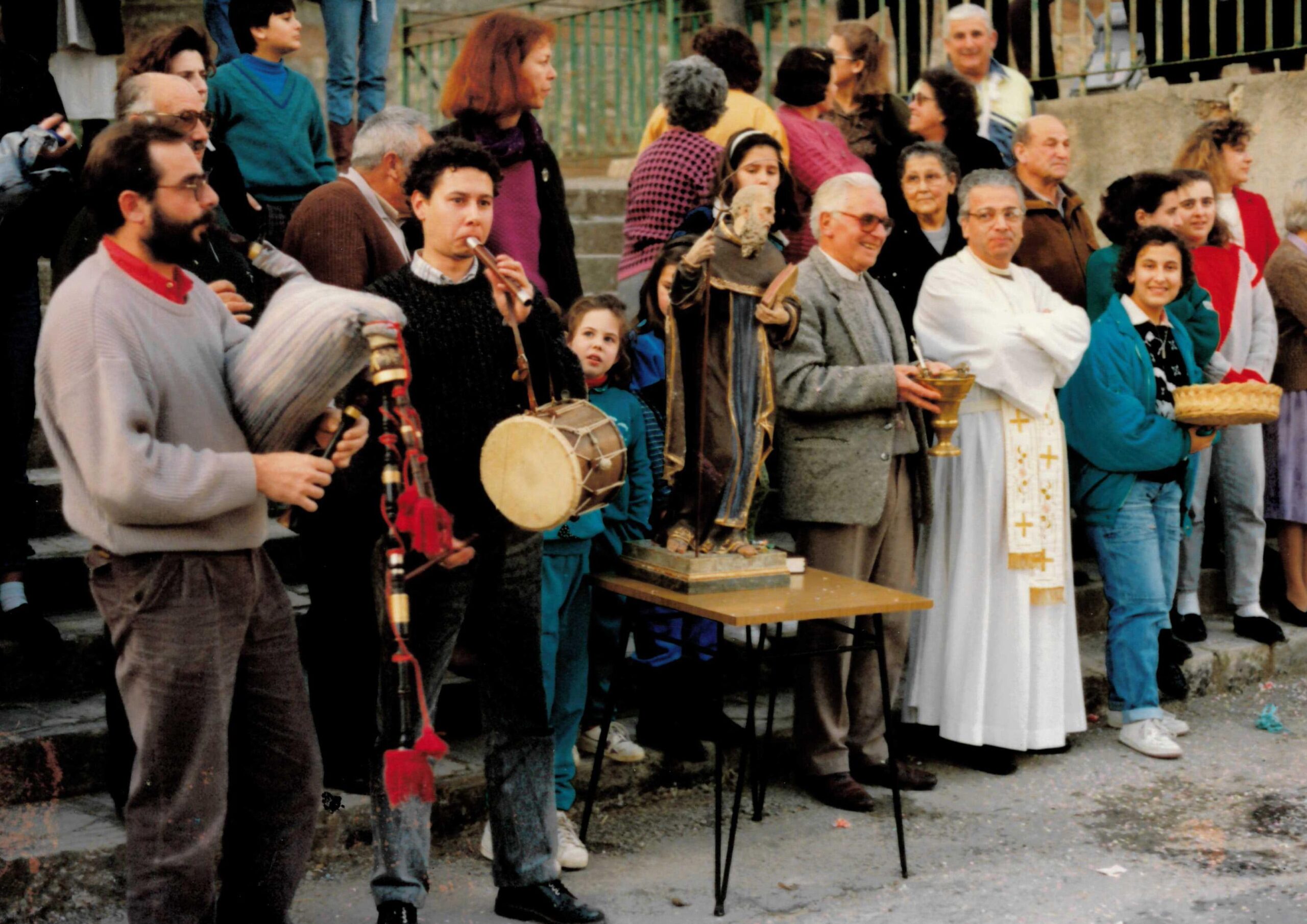 Els xeremiers Miquel ‘Monara’ i Tomàs ‘de can Bou’, celebren els 40 anys de bufar amb l’edició d’un disc compacte