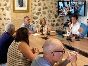 Durs retrets al batle de Sencelles en un tens ple de renúncia dels regidors d’El Pi